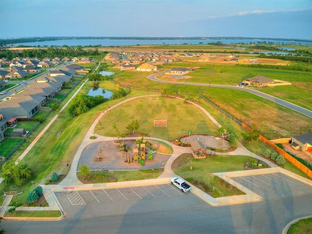 3420 Mount Nebo Drive, Yukon, OK 73099