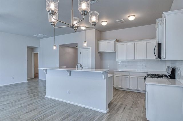 3420 Mount Nebo Drive, Yukon, OK 73099