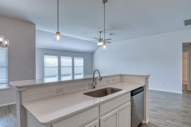 3420 Mount Nebo Drive, Yukon, OK 73099