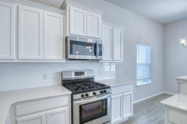3420 Mount Nebo Drive, Yukon, OK 73099