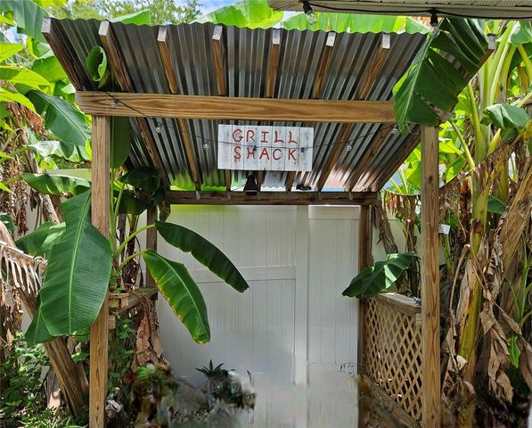 5400 CIRCLE DRIVE, Weeki Wachee, FL 34607