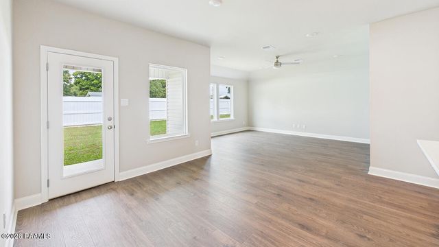 111 Eden Ridge Street, Duson, LA 70529