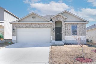 4614 Heathers Cross, St Hedwig, TX 78152