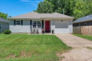 2135 West Wall Street, Springfield, MO 65802