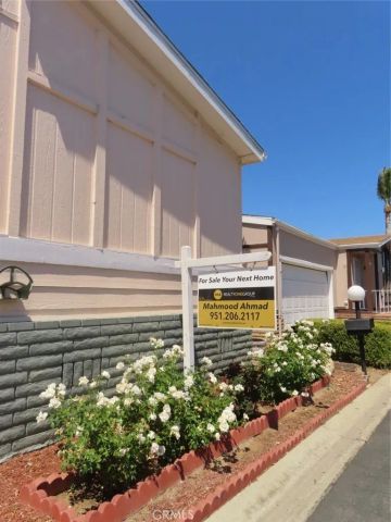 1550 Rimpau 132, Corona, CA 92881