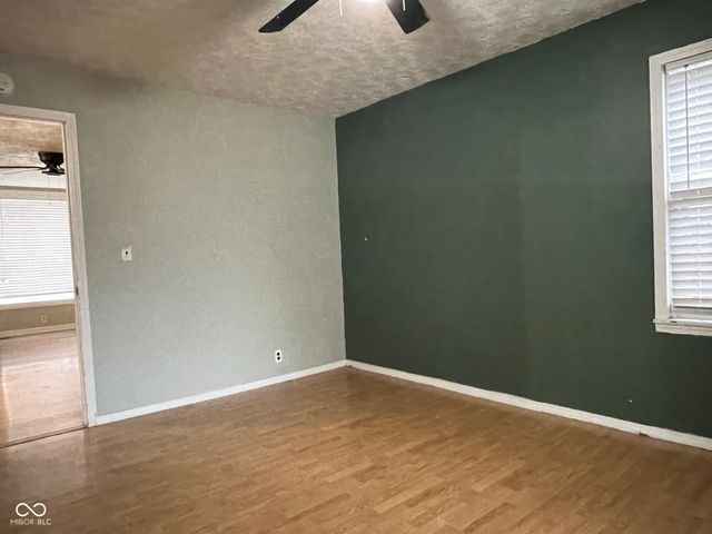 51 S Brooks Street, Columbus, IN 47201