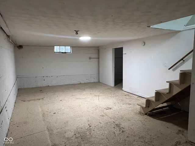 51 S Brooks Street, Columbus, IN 47201