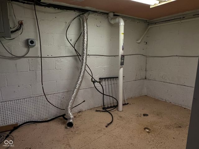 51 S Brooks Street, Columbus, IN 47201