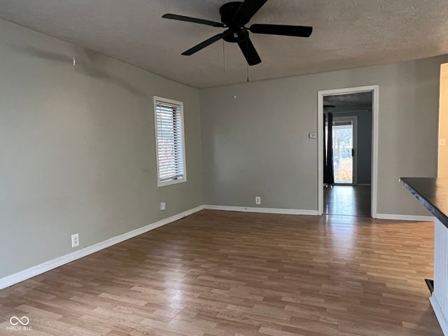 51 S Brooks Street, Columbus, IN 47201