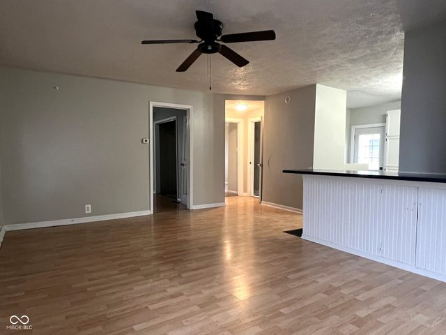 51 S Brooks Street, Columbus, IN 47201