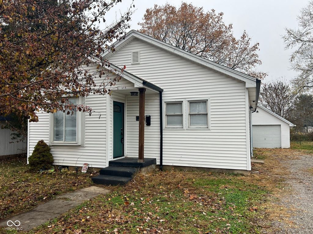 51 S Brooks Street, Columbus, IN 47201