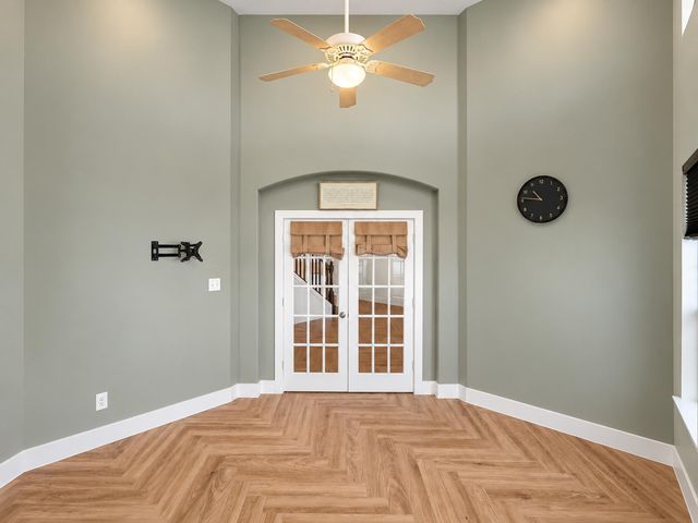 11211 S Country Club Green Drive, Tomball, TX 77375