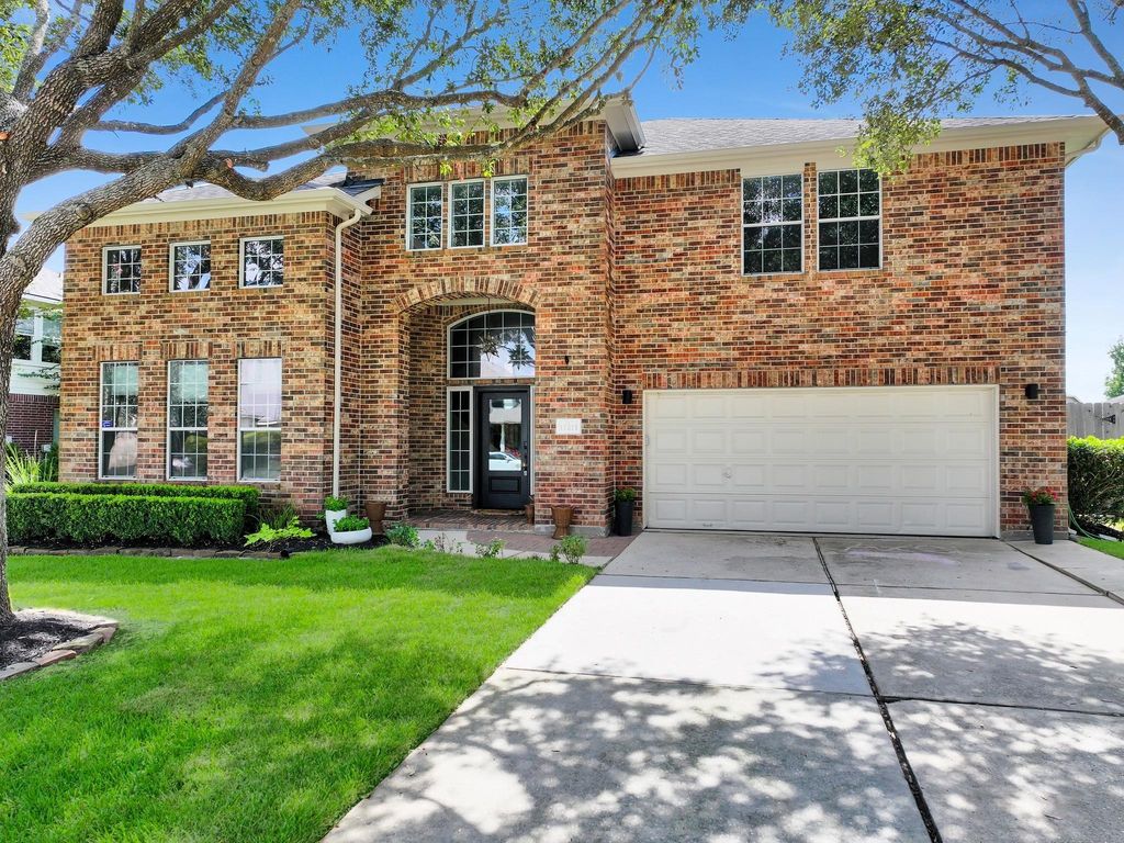 11211 S Country Club Green Drive, Tomball, TX 77375