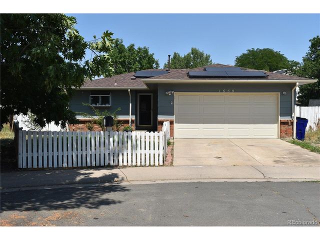 1650 Biscay Cir, Aurora, CO 80011