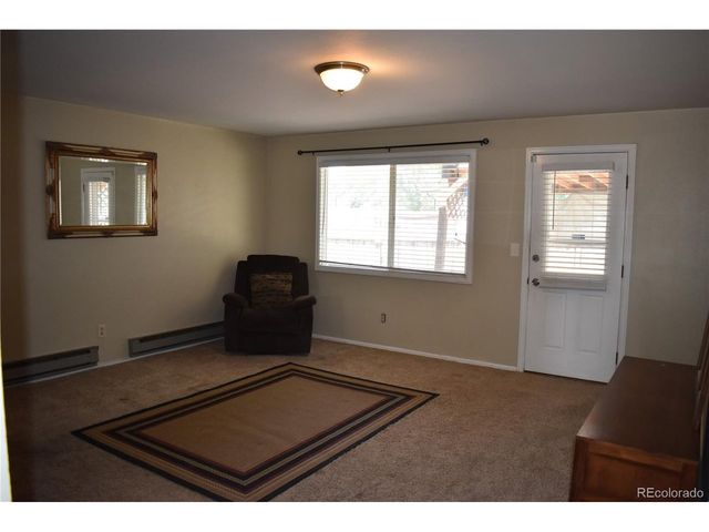 1650 Biscay Cir, Aurora, CO 80011