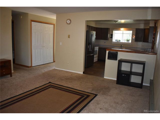 1650 Biscay Cir, Aurora, CO 80011