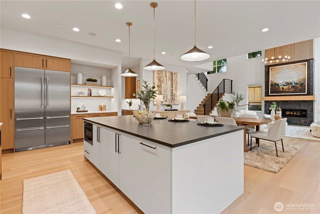 13310 NE 112th Place, Redmond, WA 98052