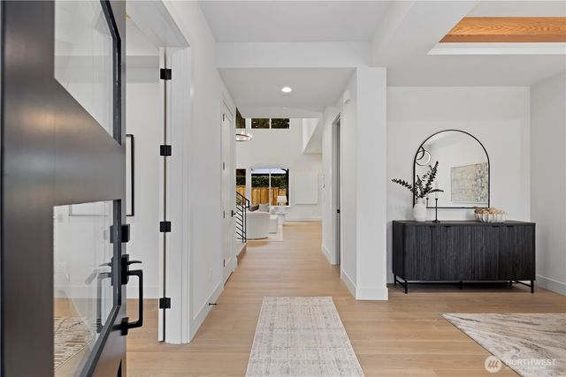 13310 NE 112th Place, Redmond, WA 98052