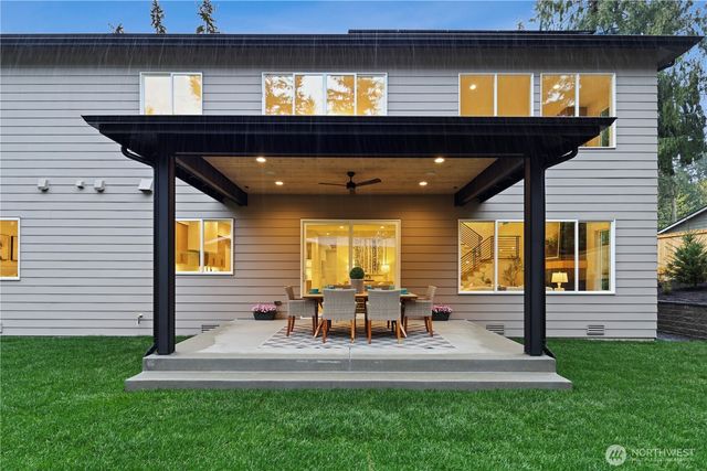 13310 NE 112th Place, Redmond, WA 98052
