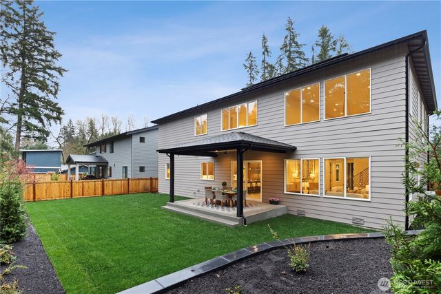 13310 NE 112th Place, Redmond, WA 98052