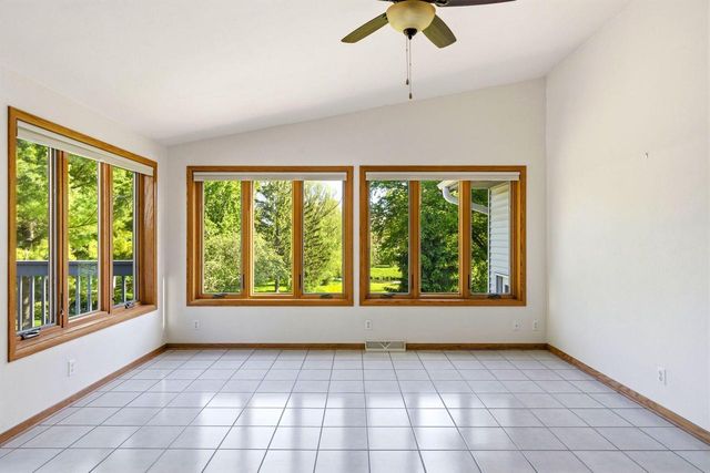 3519 Nagawicka ROAD, Hartland, WI 53029