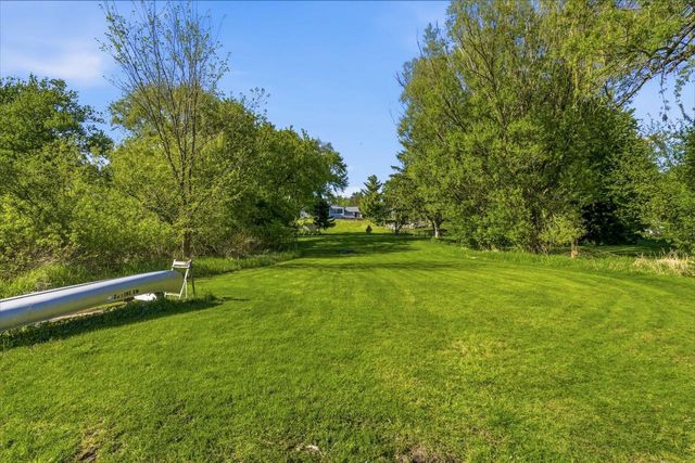 3519 Nagawicka ROAD, Hartland, WI 53029