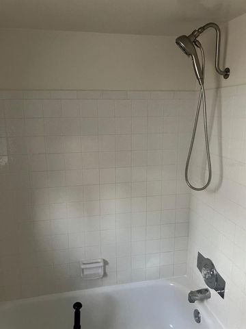 6807 113TH STREET, Seminole, FL 33772