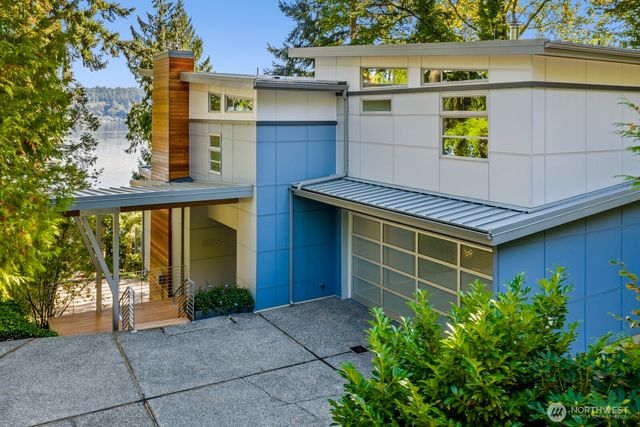 1606 W Lake Sammamish Parkway SE, Bellevue, WA 98008