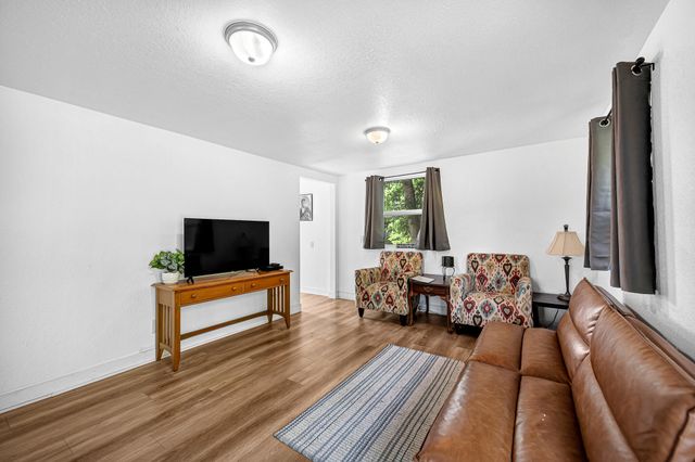 722 Easy Street, Noel, MO 64854