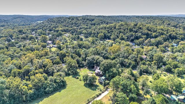 722 Easy Street, Noel, MO 64854