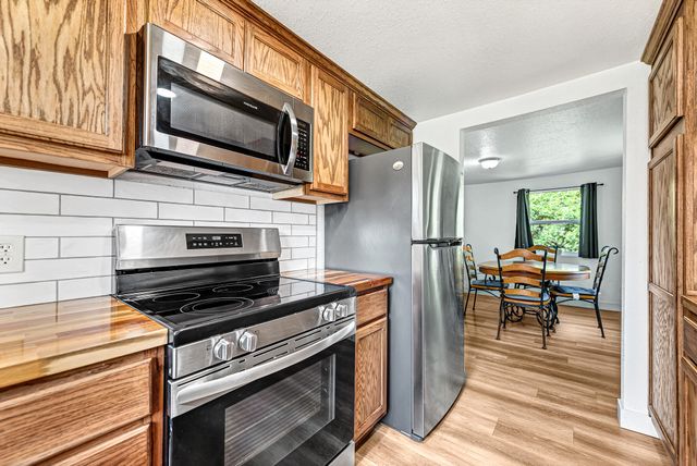 722 Easy Street, Noel, MO 64854