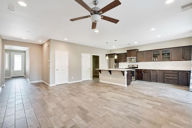 3487 Mecca, Clovis, CA 93619