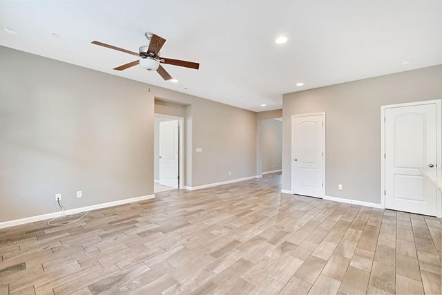 3487 Mecca, Clovis, CA 93619