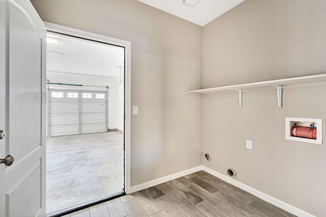 3487 Mecca, Clovis, CA 93619