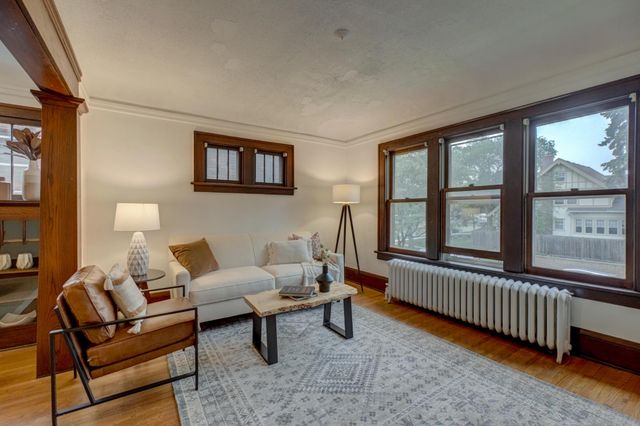 1088 Dayton Avenue, Saint Paul, MN 55104