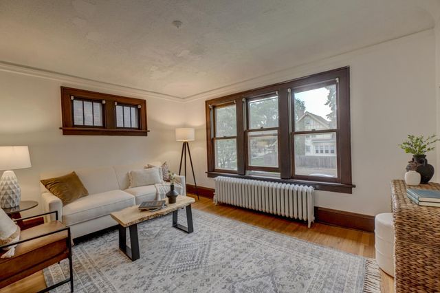 1088 Dayton Avenue, Saint Paul, MN 55104