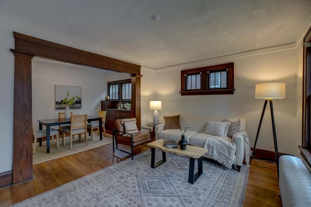 1088 Dayton Avenue, Saint Paul, MN 55104