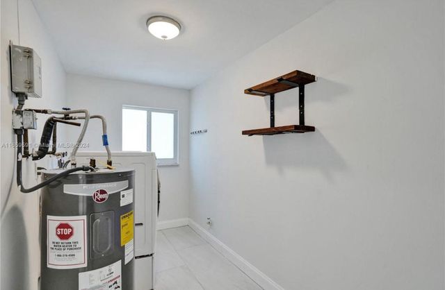 11280 NW 40th St, Coral Springs, FL 33065