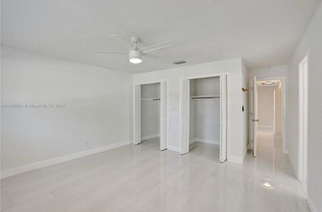 11280 NW 40th St, Coral Springs, FL 33065