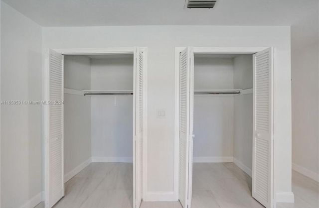 11280 NW 40th St, Coral Springs, FL 33065