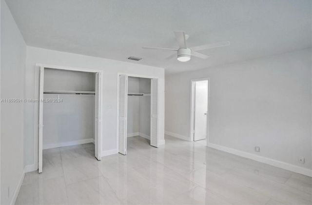 11280 NW 40th St, Coral Springs, FL 33065