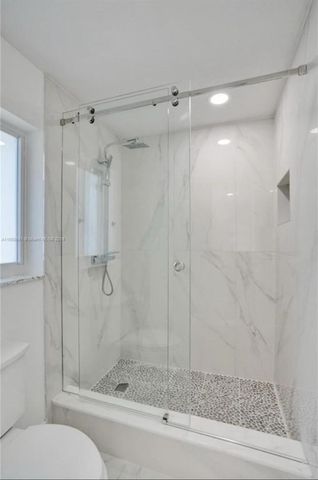 11280 NW 40th St, Coral Springs, FL 33065