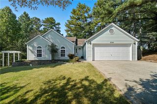 2740 Country Creek NW Way, Kennesaw, GA 30152