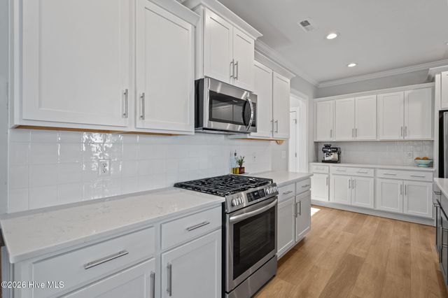 87 Tilloo Cut Way, Hampstead, NC 28443