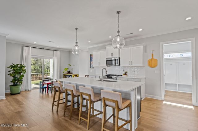 87 Tilloo Cut Way, Hampstead, NC 28443