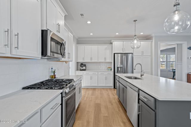 87 Tilloo Cut Way, Hampstead, NC 28443