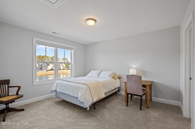 87 Tilloo Cut Way, Hampstead, NC 28443