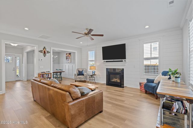 87 Tilloo Cut Way, Hampstead, NC 28443