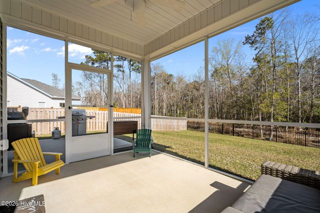 87 Tilloo Cut Way, Hampstead, NC 28443