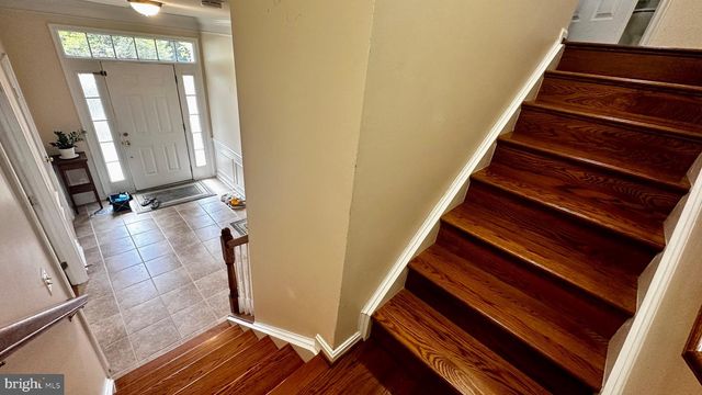 5035 COOL FOUNTAIN LN, Centreville, VA 20120